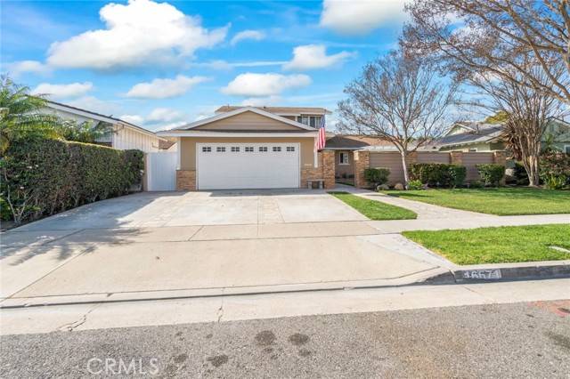 Fountain Valley, CA 92708,16671 Cedar Circle