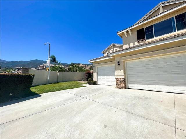 Corona, CA 92883,22871 Sunrose Street