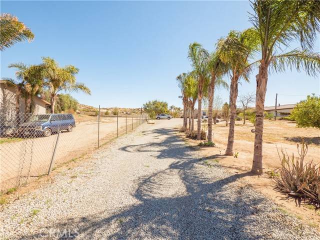 Perris, CA 92570,22170 Rocky Hills Road