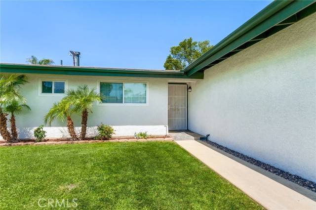 Corona, CA 92879,3561 Somerdale Street