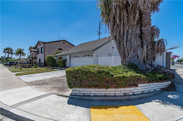 Fountain Valley, CA 92708,9364 Warbler Avenue