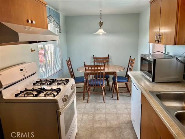 Anaheim, CA 92801,2025 W Dogwood Avenue
