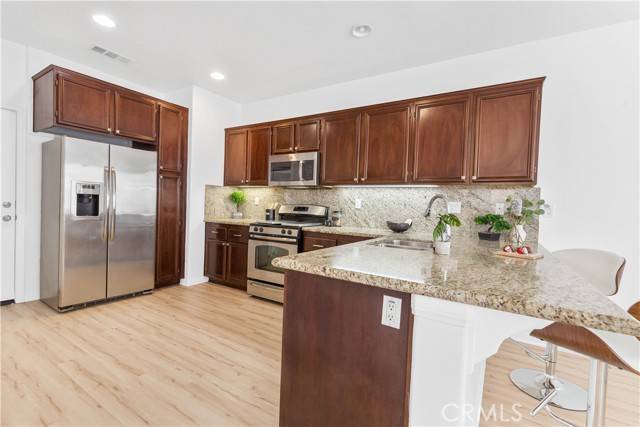 Temecula, CA 92592,31815 Green Oak Way