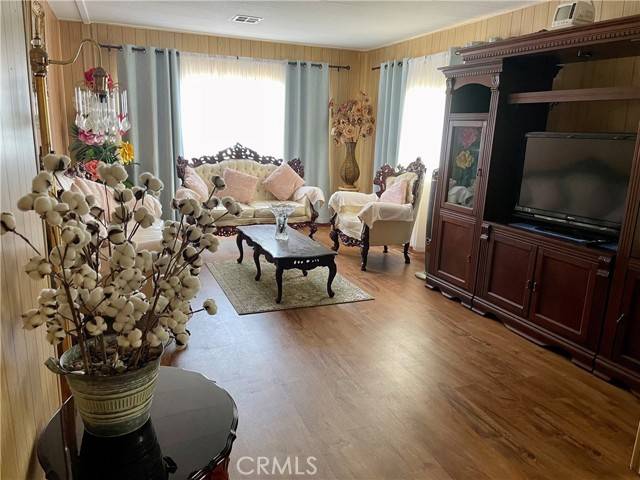 Westminster, CA 92683,9702 BOLSA #37