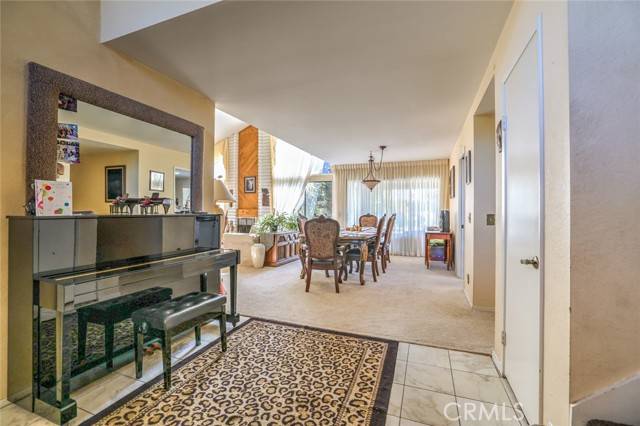 Claremont, CA 91711,248 E Blue Mountain Way