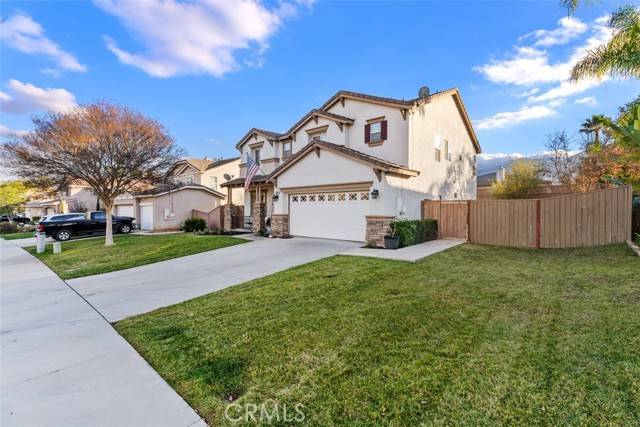 Corona, CA 92883,10235 Whitecrown Circle