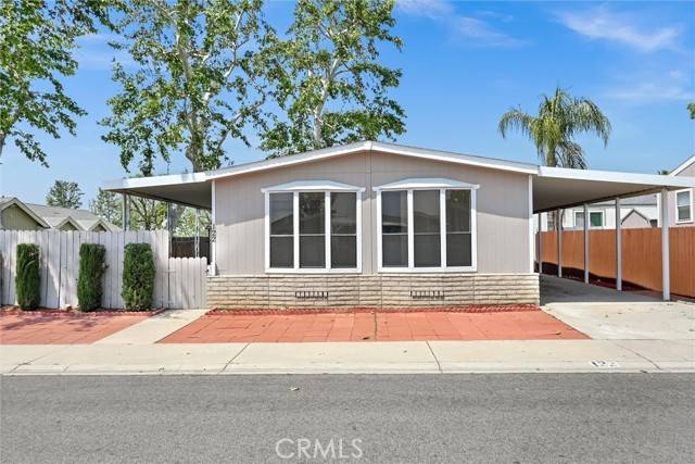 Redlands, CA 92374,1721 E Colton #122