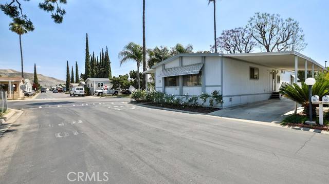 Corona, CA 92879,777 S Temescal #56