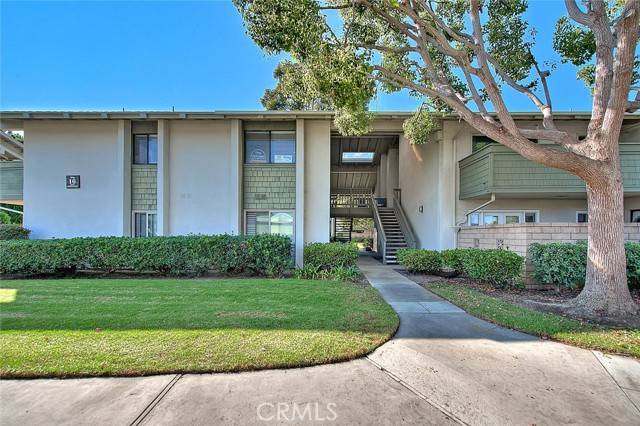 Huntington Beach, CA 92646,8633 Portola Court #16E