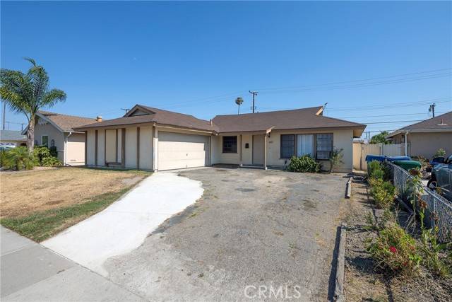 Westminster, CA 92683,8682 Oasis Avenue