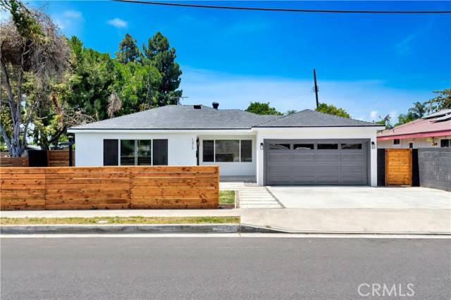 Tustin, CA 92780,1372 Bryan Avenue