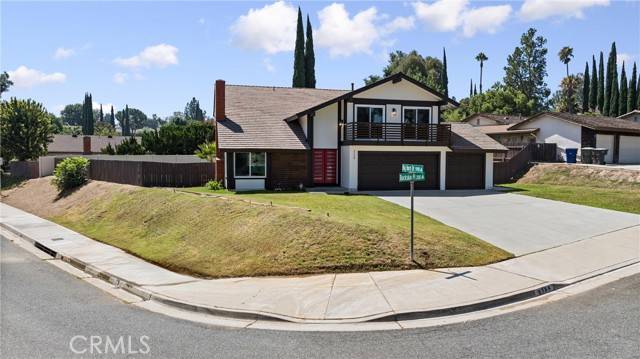 Riverside, CA 92506,2158 Buckskin Place