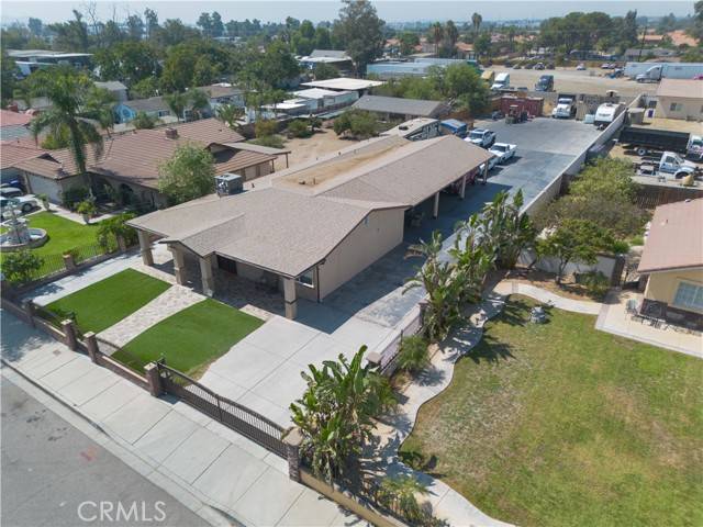 Fontana, CA 92335,9828 Carob Avenue