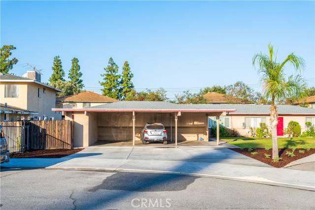 Redlands, CA 92374,733 E Brockton Avenue