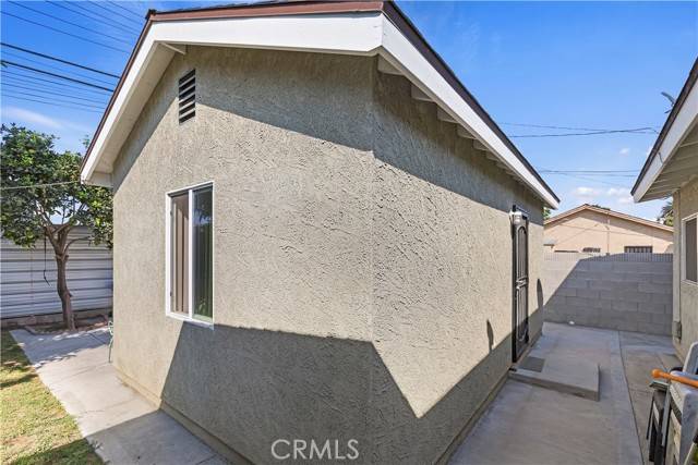 Compton, CA 90222,2111 E Bliss Street