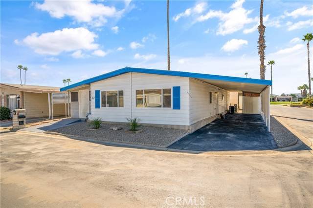 Hemet, CA 92545,601 N Kirby #33