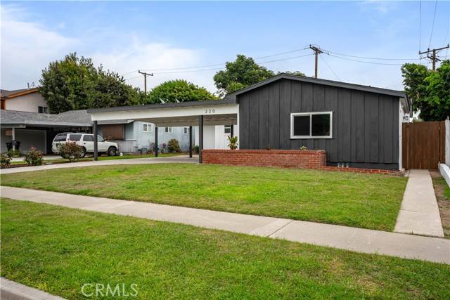 Fullerton, CA 92833,220 N Orchard Avenue