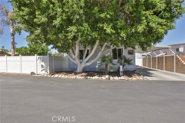 Palm Desert, CA 92260,43155 Portola #62