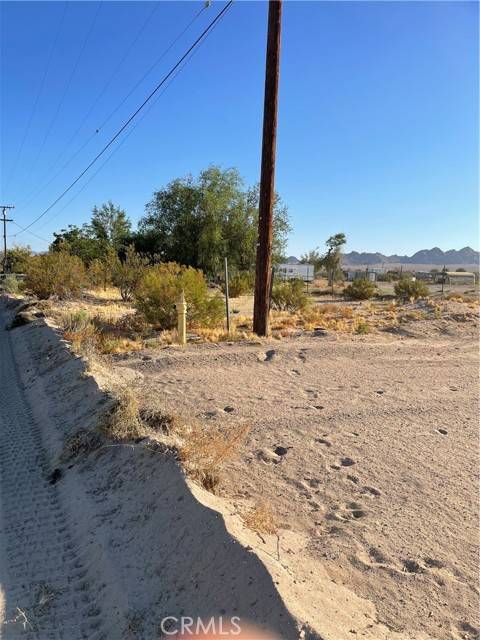 Lucerne Valley, CA 92356,0 Medanos