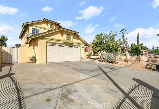 Fontana, CA 92336,7342 Oleander Avenue