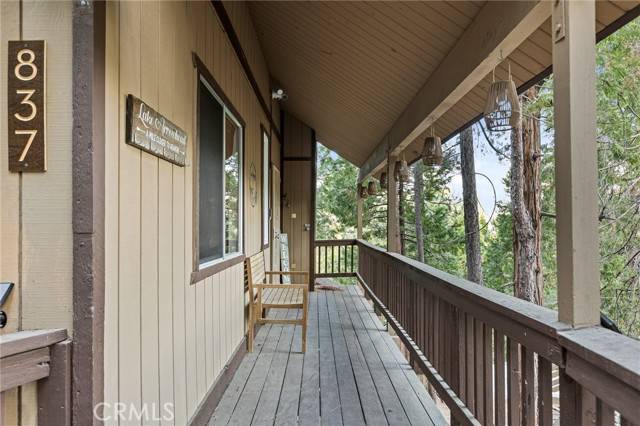 Lake Arrowhead, CA 92352,837 Grass Valley Road