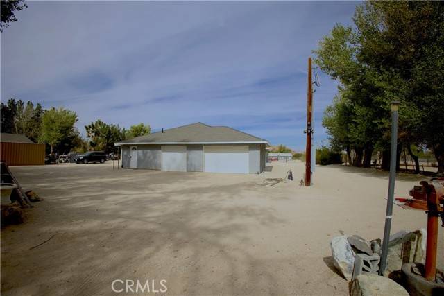 Lucerne Valley, CA 92356,10298 Custer Avenue