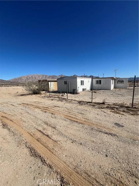 29 Palms, CA 92277,87908 Amboy Road