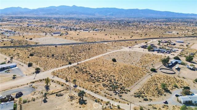 Phelan, CA 92371,1 Mesa