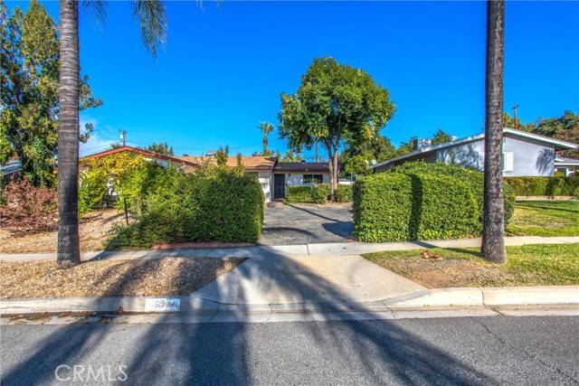 Redlands, CA 92373,525 Esther Way