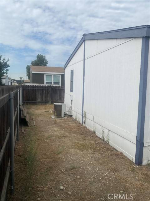 Fontana, CA 92335,8300 Cherry #17