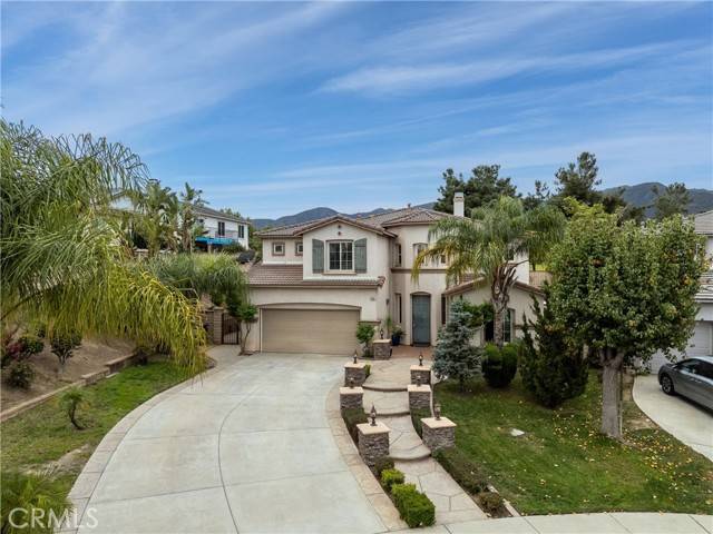 Corona, CA 92882,816 Jonliere Circle