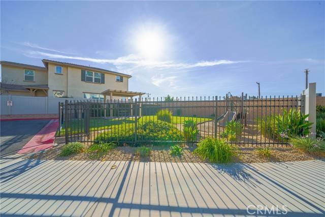 Grand Terrace, CA 92313,22392 Tesoro Court