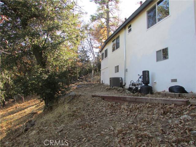 Cedarpines Park, CA 92322,323 Fir Street