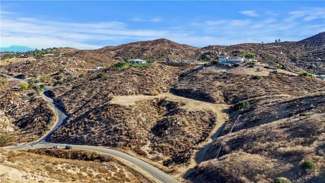 Lake Mathews, CA 92570,0 Sultana