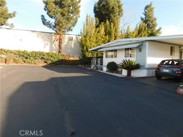 Yucaipa, CA 92399,12220 5TH #228