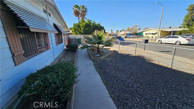 Hemet, CA 92544,43695 Brendan Court