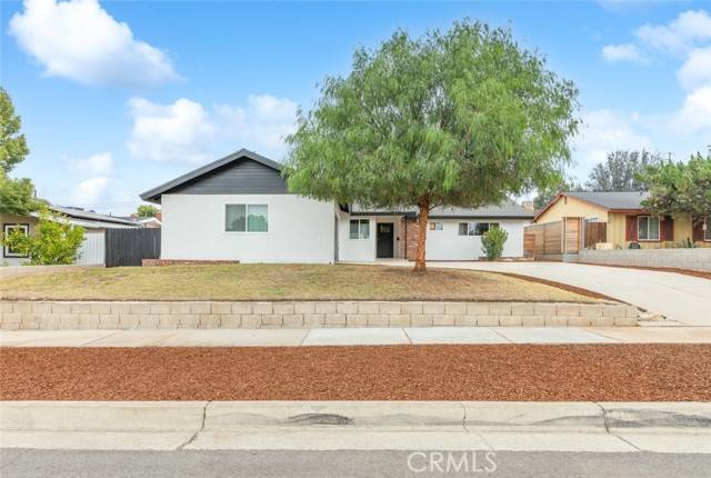 Redlands, CA 92374,50 Falcon Lane