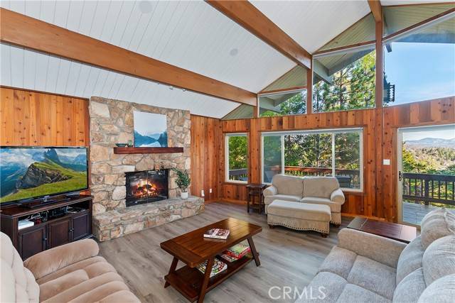 Lake Arrowhead, CA 92352,762 Zurich Drive