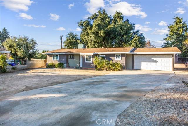 Yucaipa, CA 92399,34816 Shasta Street