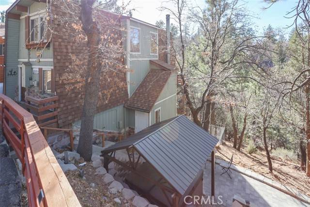 Big Bear City, CA 92314,588 Villa Grove Avenue