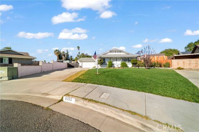 Riverside, CA 92504,6095 Wren Court