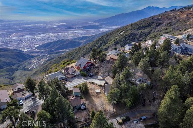 Crestline, CA 92325,1025 Playground Drive