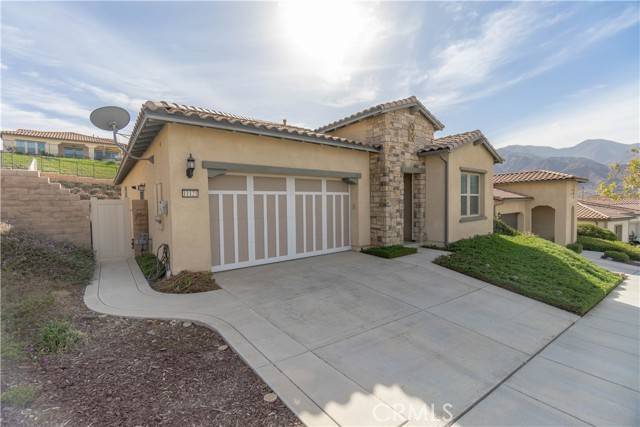 Corona, CA 92883,11121 Fourleaf Court