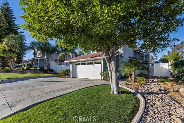 Corona, CA 92879,713 KINGFISHER Court