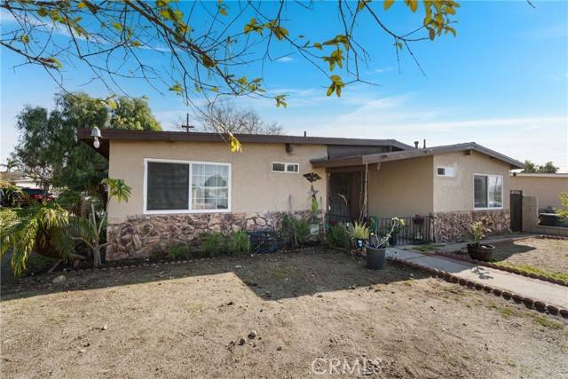 Fontana, CA 92335,9627 Madrona Drive