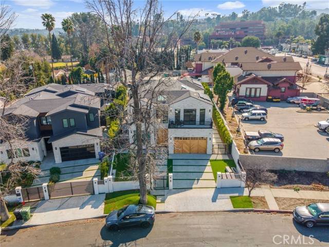 Encino, CA 91436,16846 Addison Street