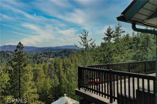 Lake Arrowhead, CA 92352,26150 Walnut Hills Drive