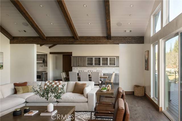 Lake Arrowhead, CA 92352,27615 Meadow Bay Drive