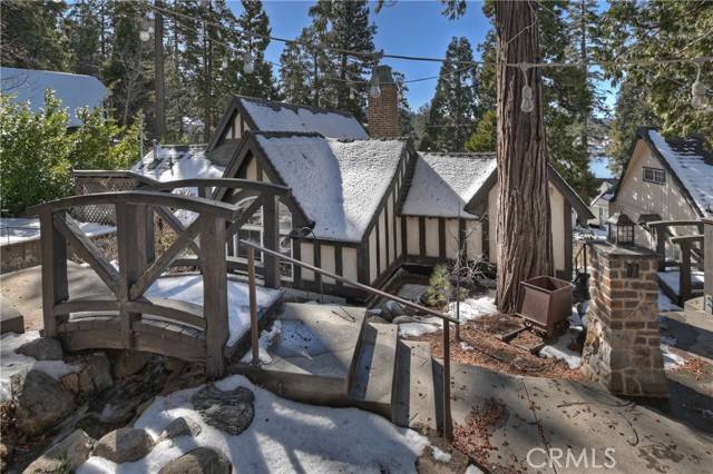 Lake Arrowhead, CA 92352,313 John Muir Road