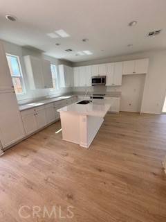 Fontana, CA 92336,16492 Botanical Lane
